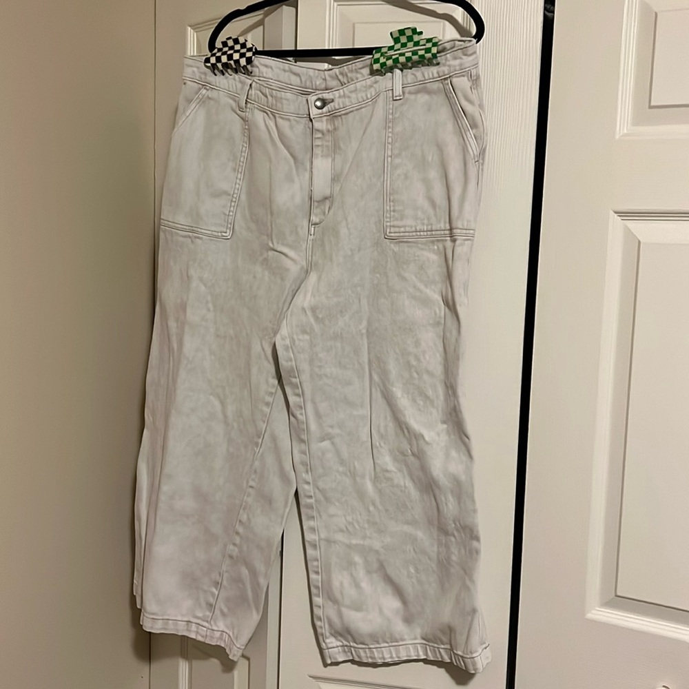 White distressed high waisted wide leg